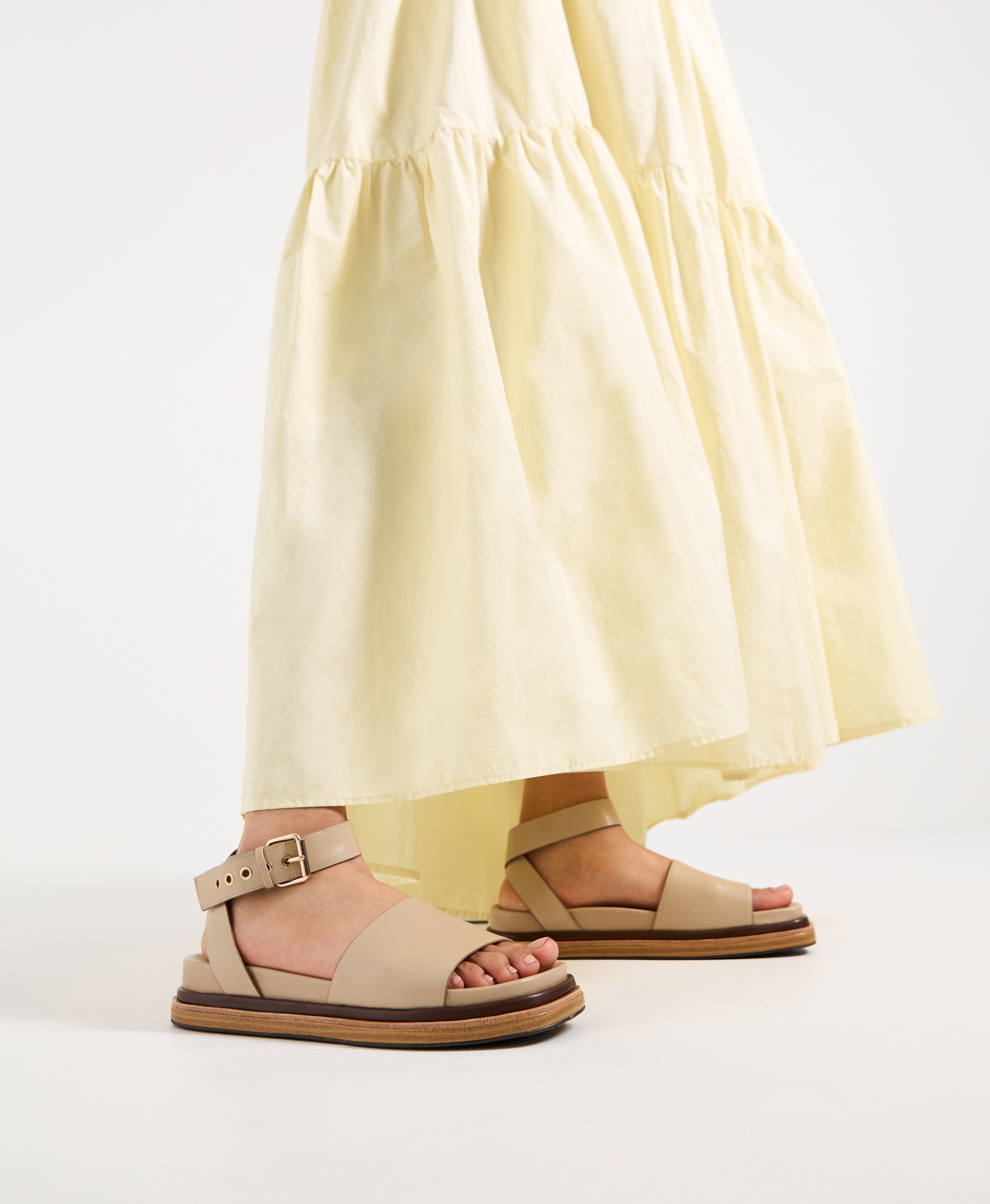 Beth Sandal - - Mi Piaci