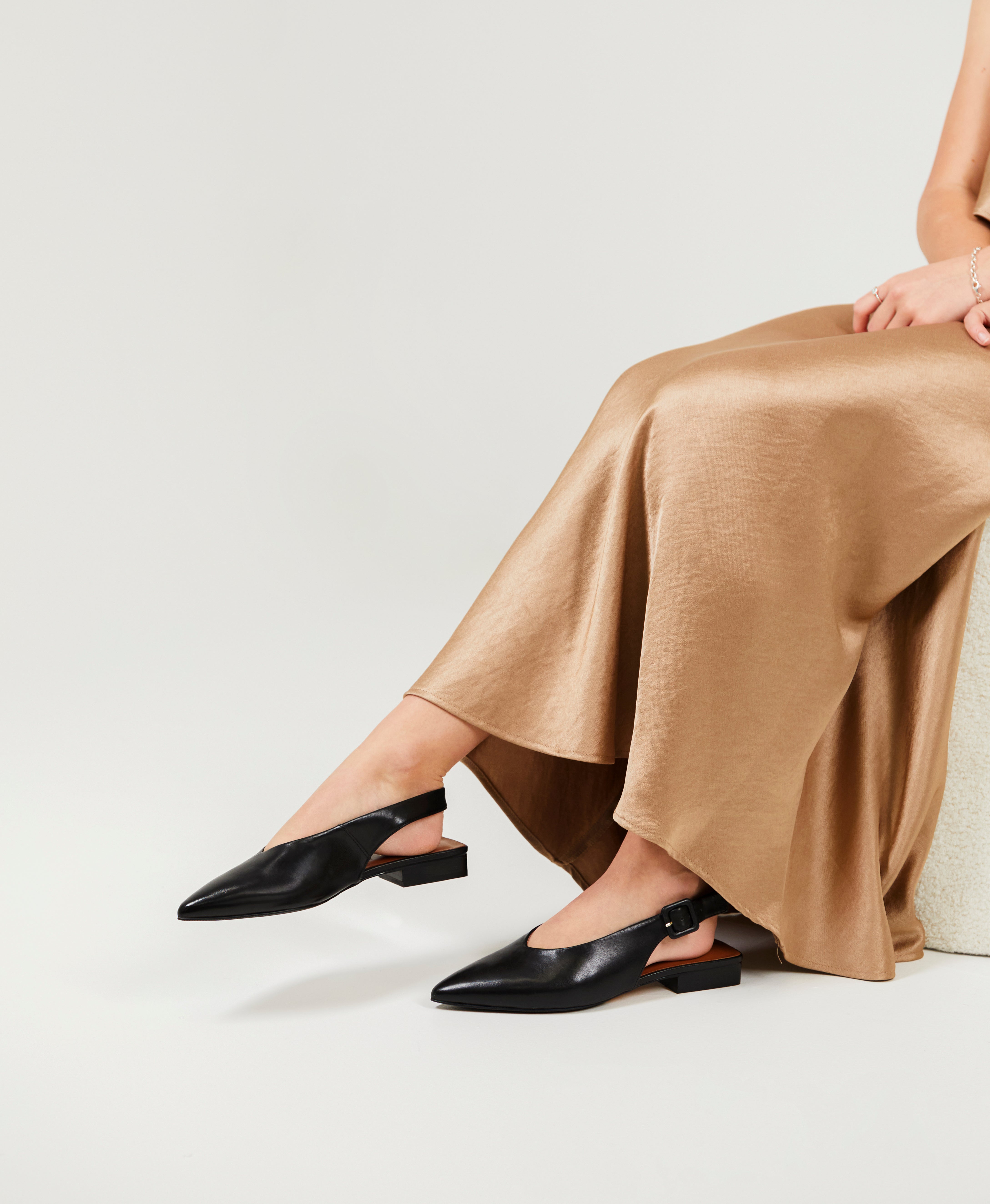 Ellis Flat - Flats Dress | Womens Shoes - Mi Piaci