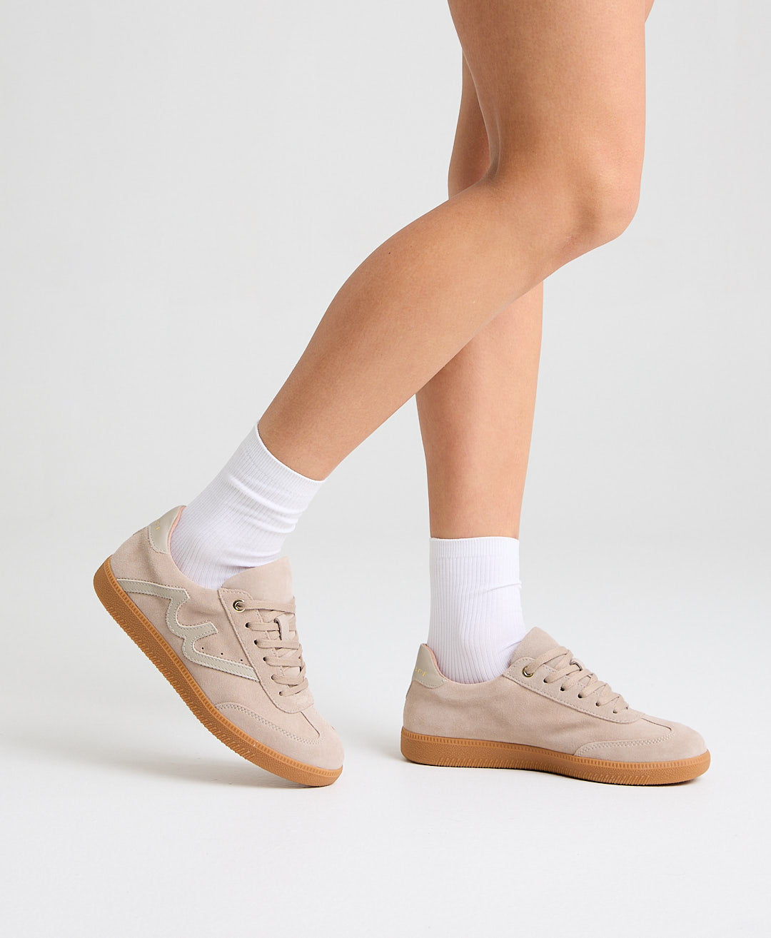 Gia Sneaker - Sneaker | Womens Shoes - Mi Piaci