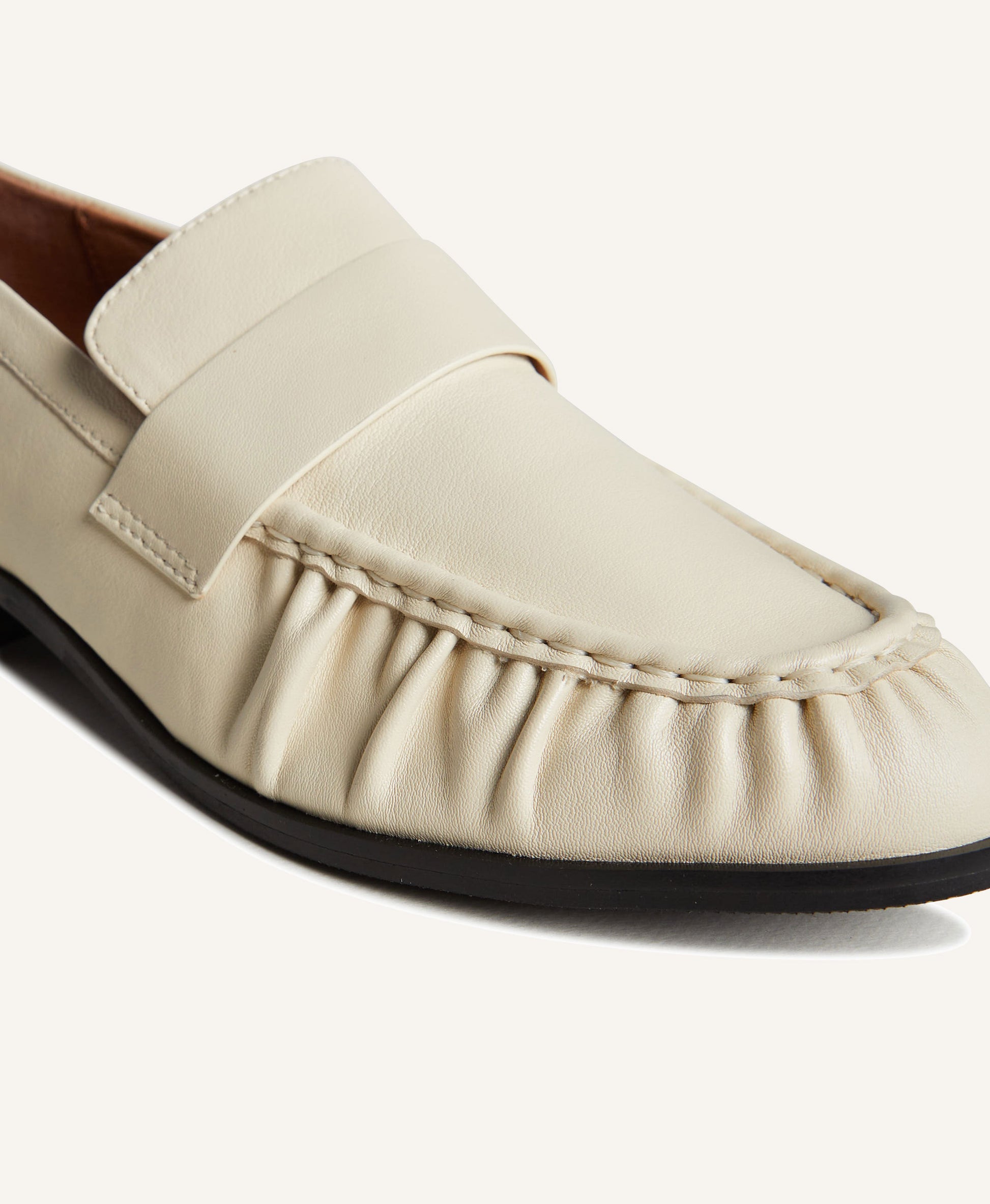 Isaro Loafer - Loafers | Womens Shoes - Mi Piaci