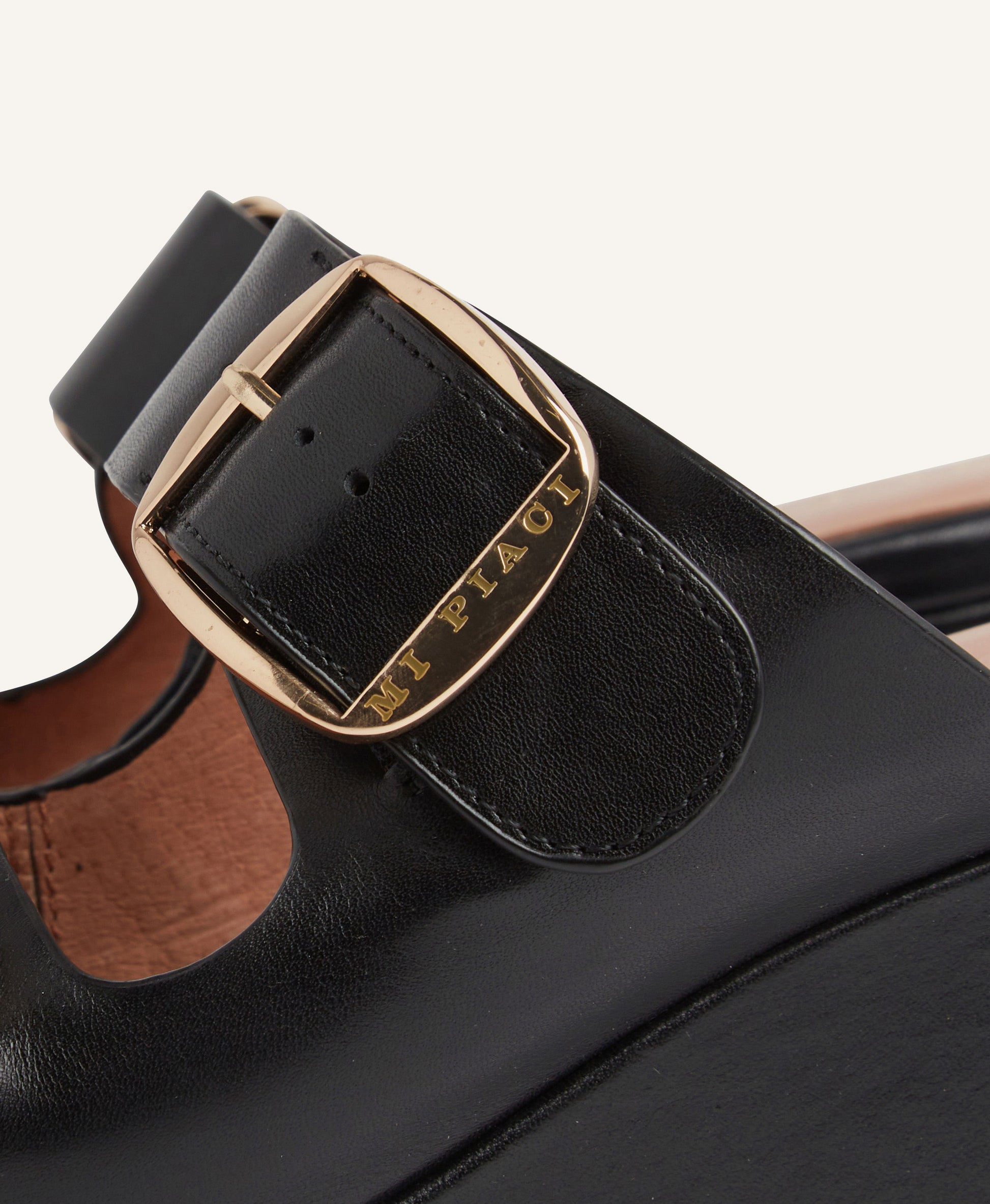 Silka Wedge Sandal - - Mi Piaci