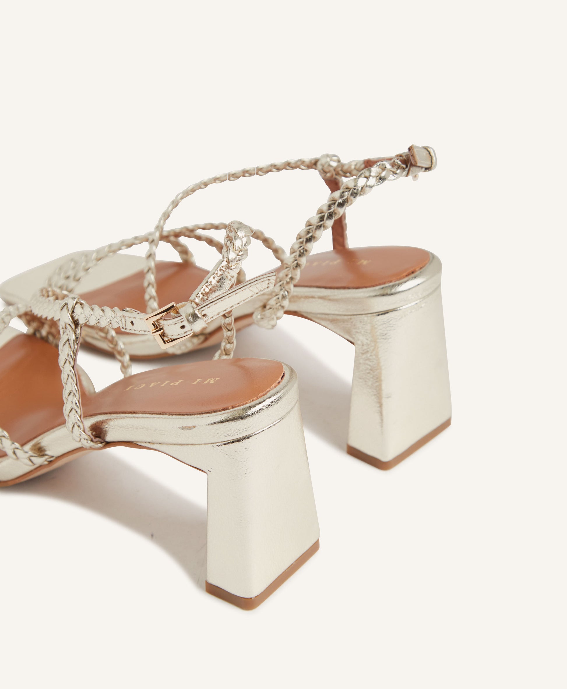 Sumi Sandal - - Mi Piaci