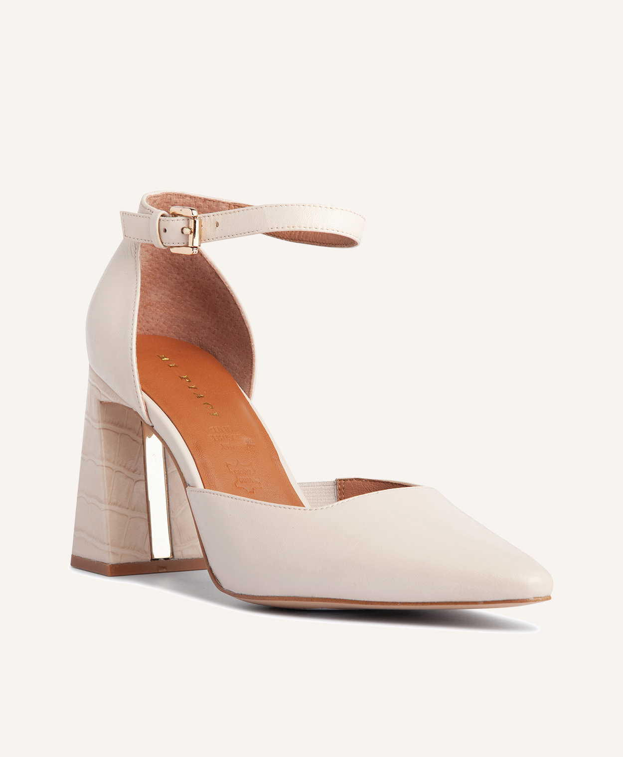 Cream block outlet heel court shoes